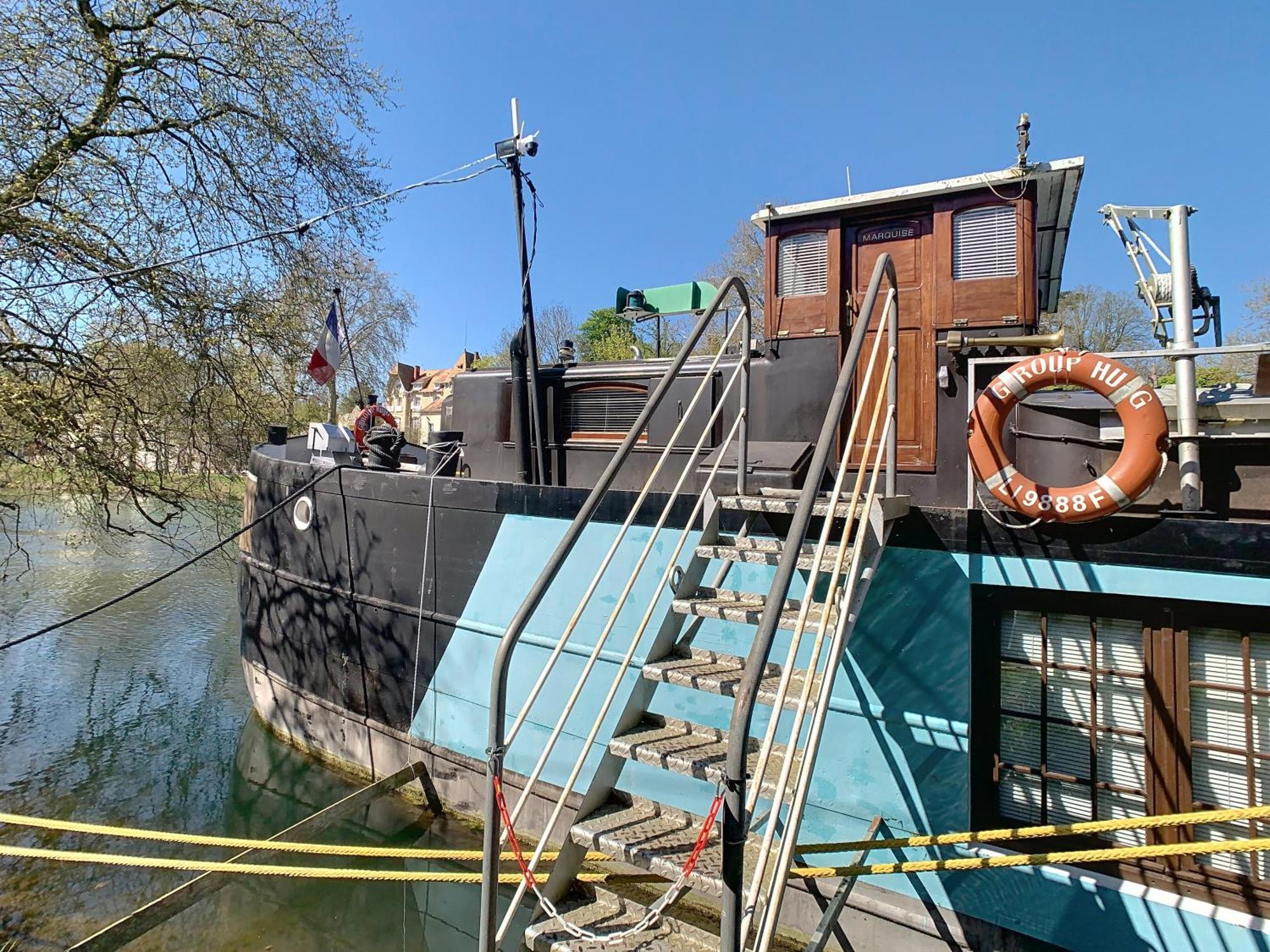 La Marquise Hotel Melun Bagian luar foto